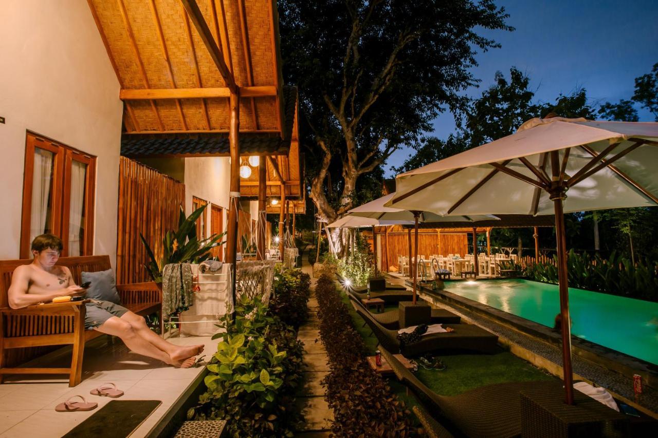 Nuansa Penida Hostel Toyapakeh Экстерьер фото