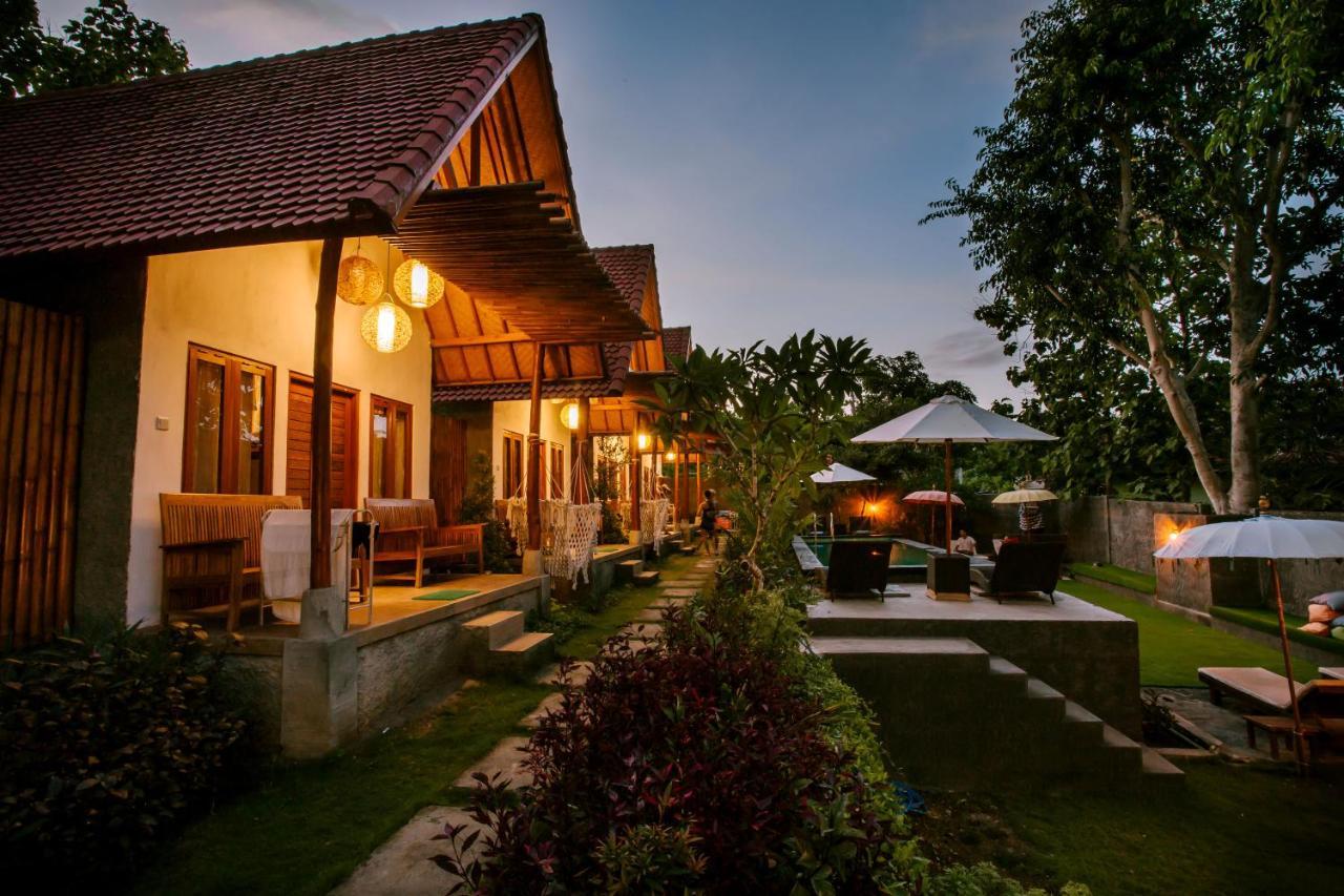 Nuansa Penida Hostel Toyapakeh Экстерьер фото